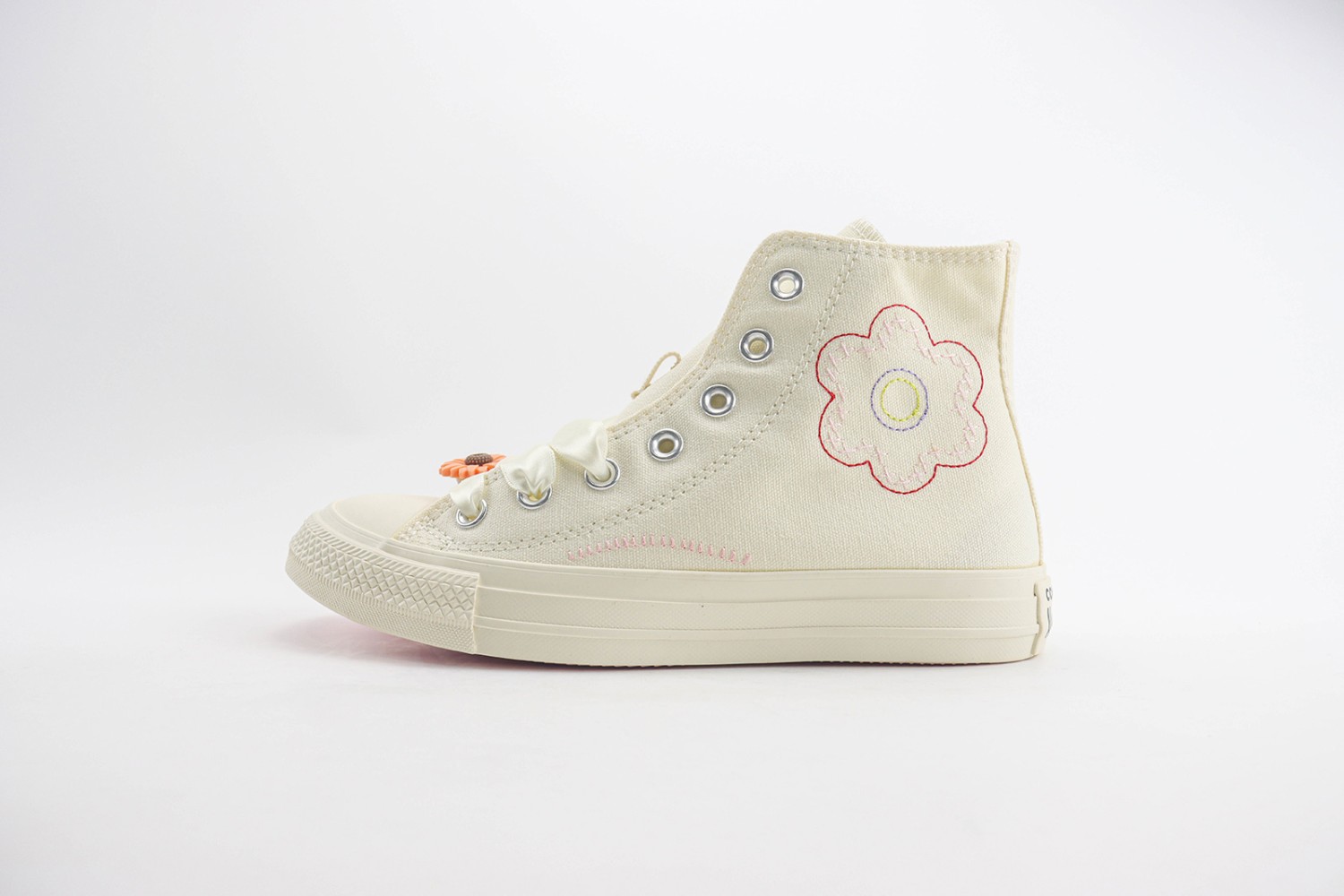 Converse High Top Sneaker CHTS1000059