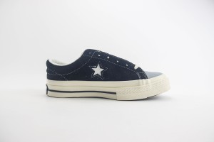 Converse Low Top Sneaker CHTS1000060