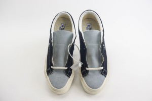 Converse Low Top Sneaker CHTS1000060