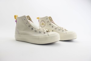 Converse High Top Sneaker CHTS1000061