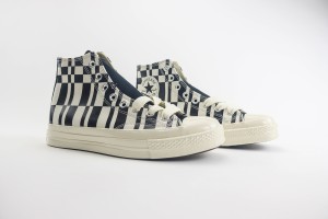 Converse High Top Sneaker CHTS1000062