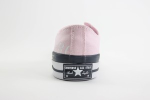 Converse Low Top Sneaker CHTS1000064