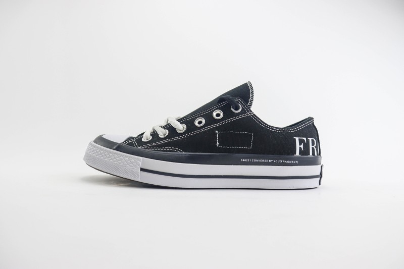 Converse Low Top Sneaker CHTS1000065