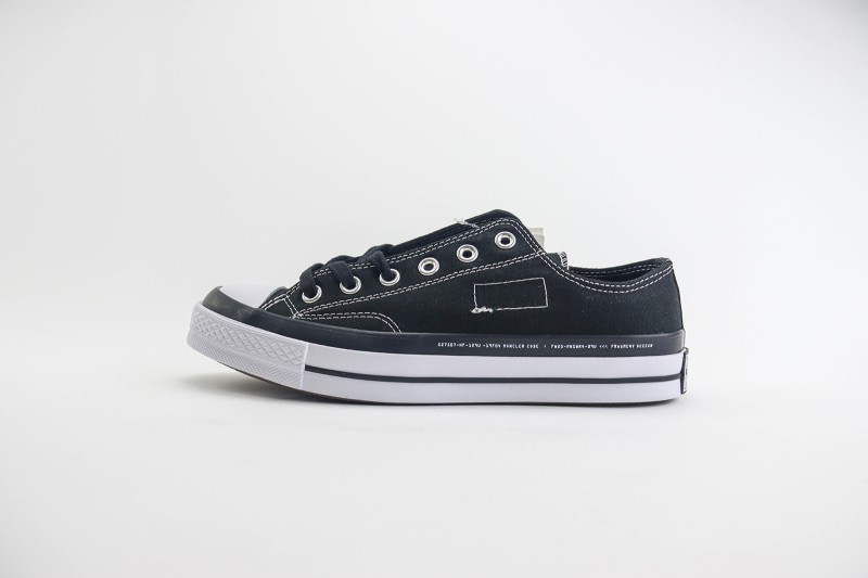 Converse Low Top Sneaker CHTS1000067