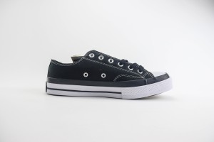 Converse Low Top Sneaker CHTS1000067