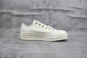 Converse Low Top Sneaker CHTS1000068