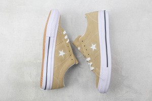 Converse Low Top Sneaker CHTS1000084