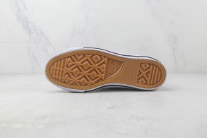 Converse Low Top Sneaker CHTS1000085