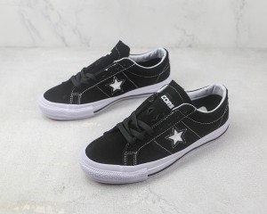 Converse Low Top Sneaker CHTS1000085