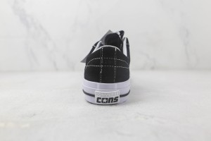 Converse Low Top Sneaker CHTS1000085