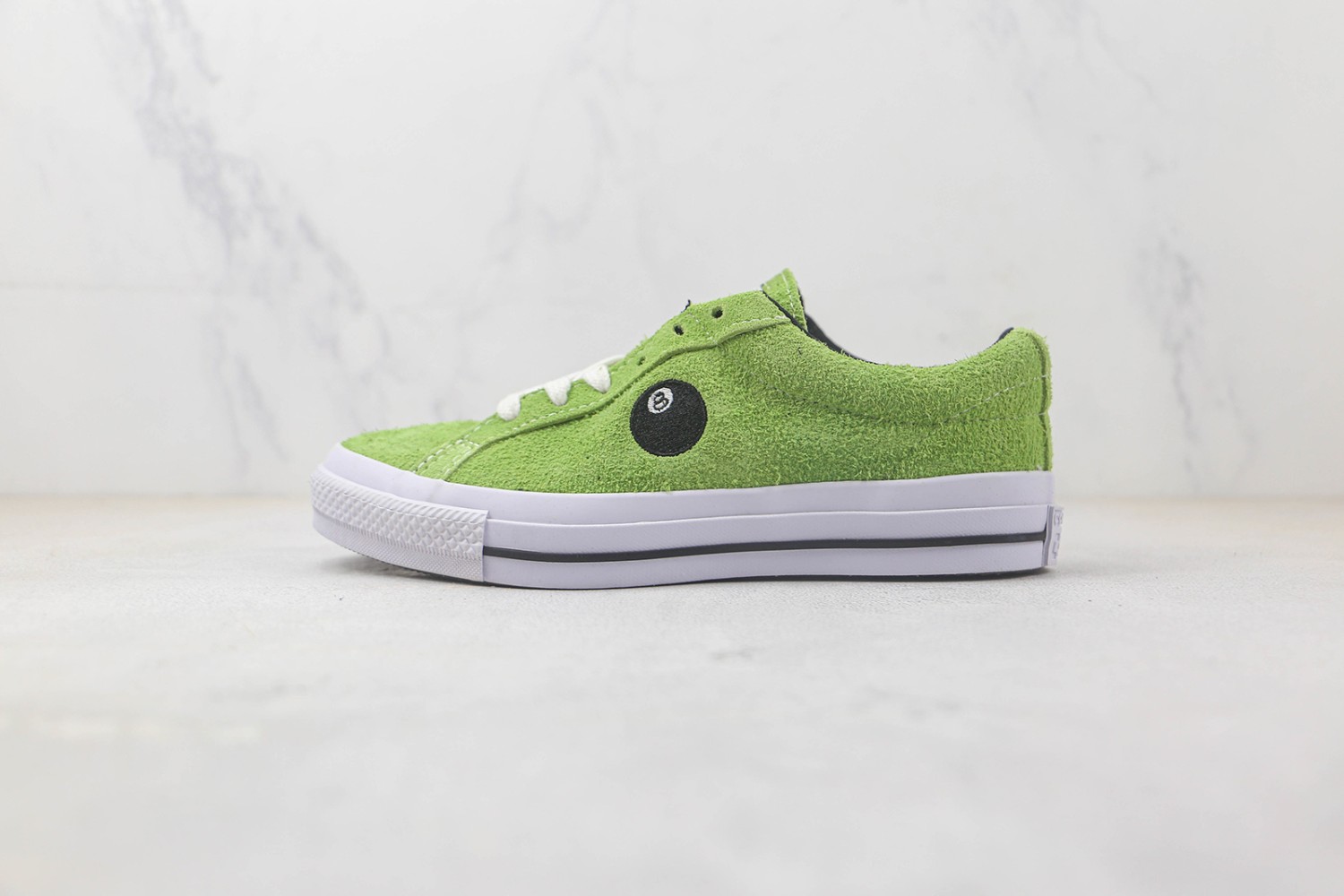 Converse Low Top Sneaker CHTS1000089