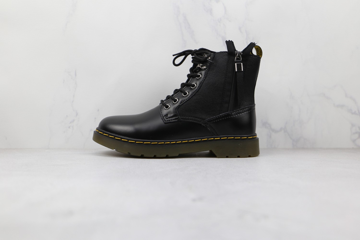 Dr. Martens Boot DMB1000015