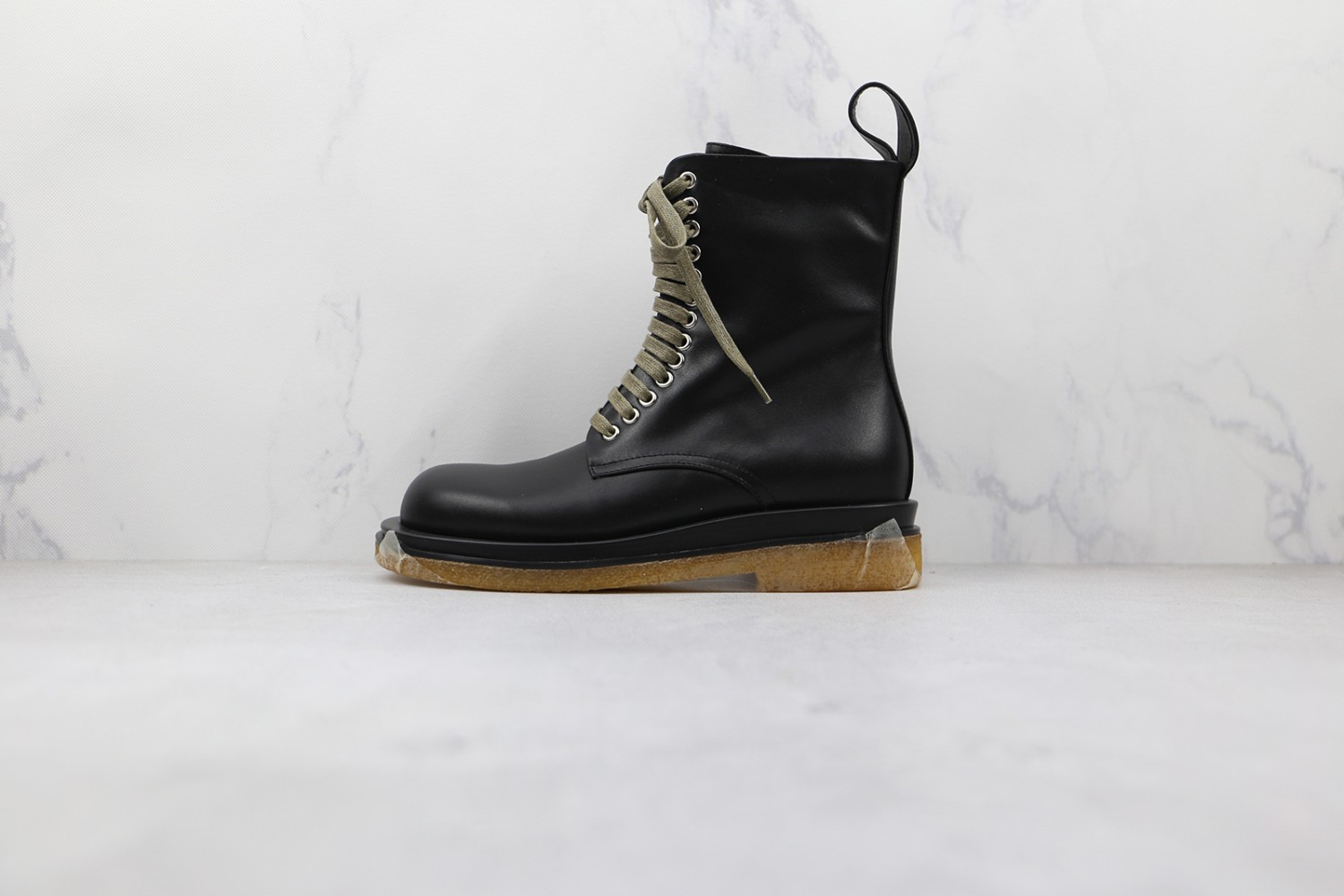Dr. Martens Boot DMB1000017