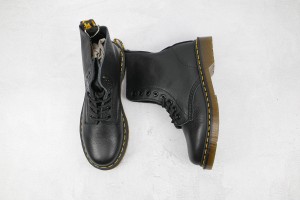 Dr. Martens Boot DMB1000018