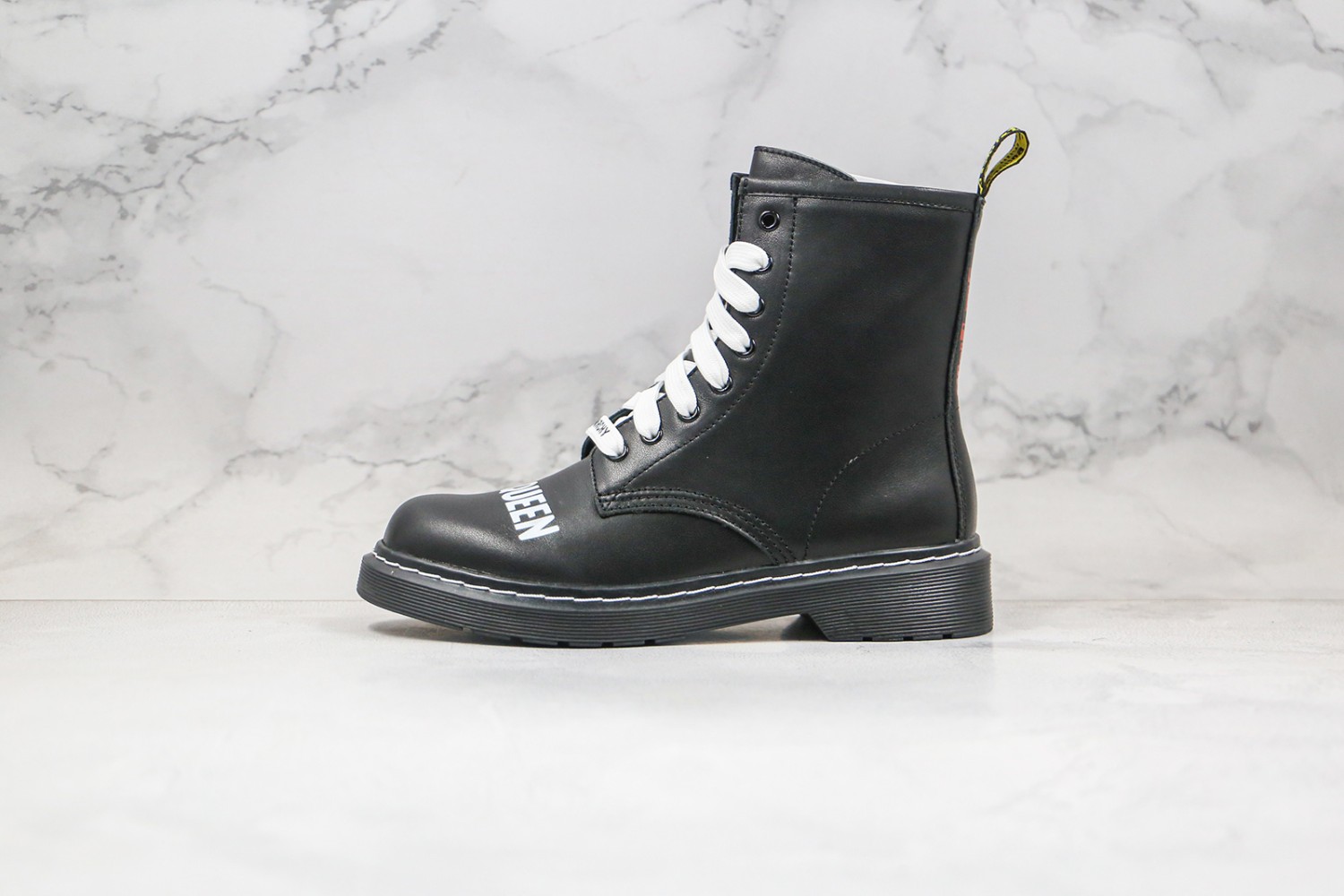 Dr. Martens Boot DMB1000038