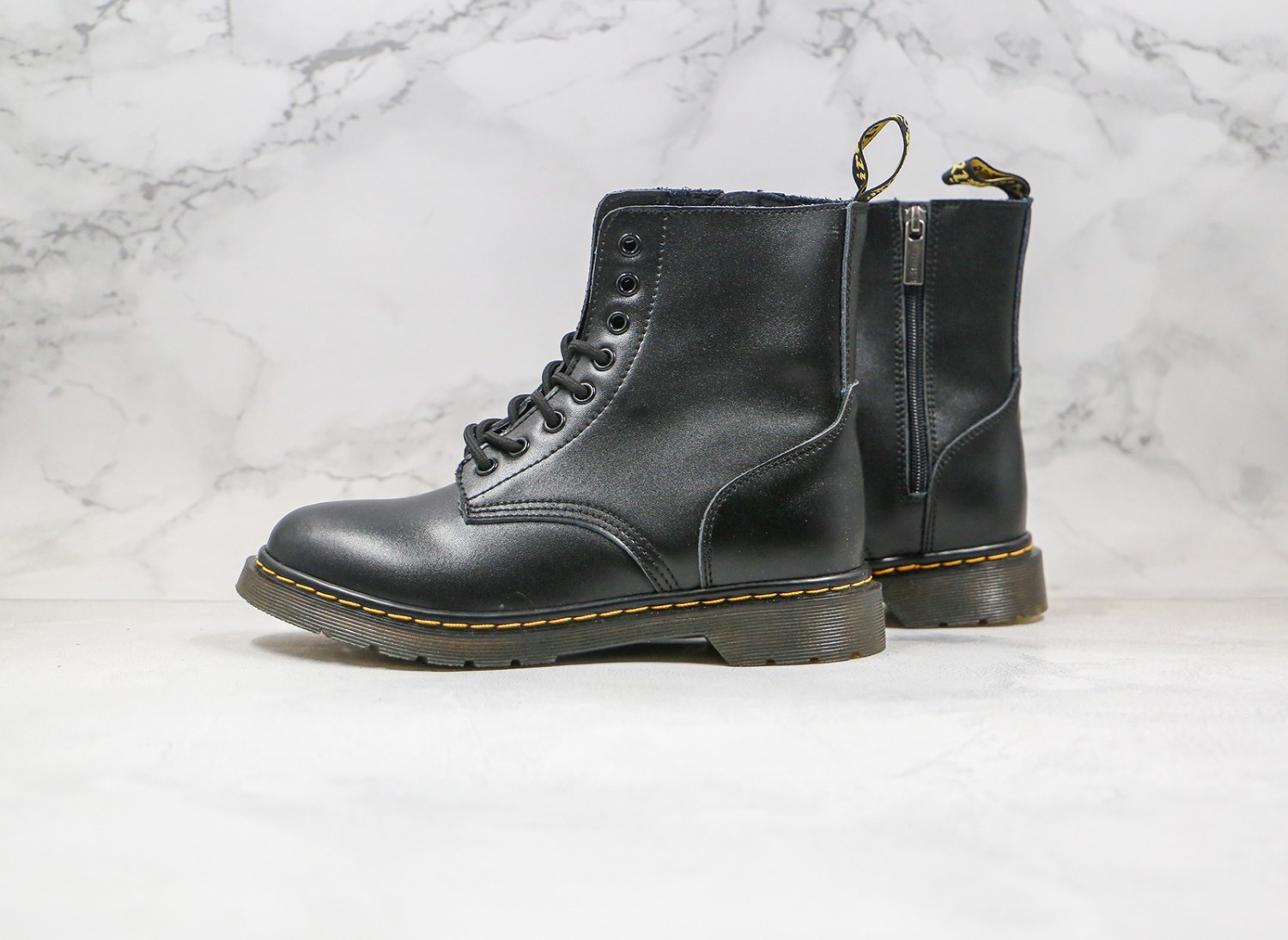 Dr. Martens Boot DMB1000044