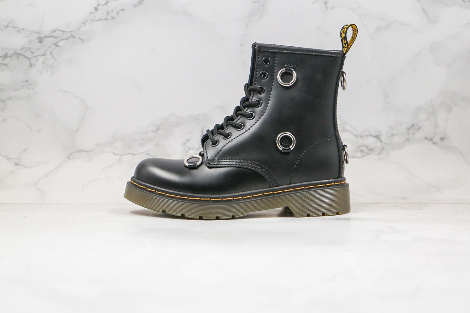 Dr. Martens Boot DMB1000045