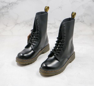 Dr. Martens Boot DMB1000048