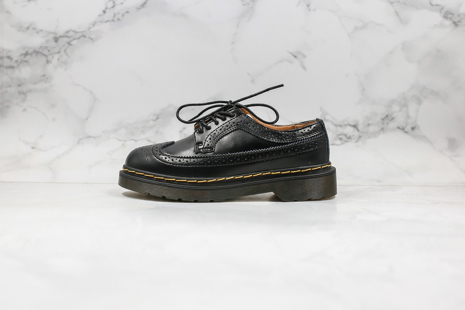 Dr. Martens Boot DMB1000053