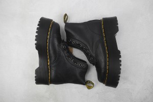 Dr. Martens Boot DMB100006