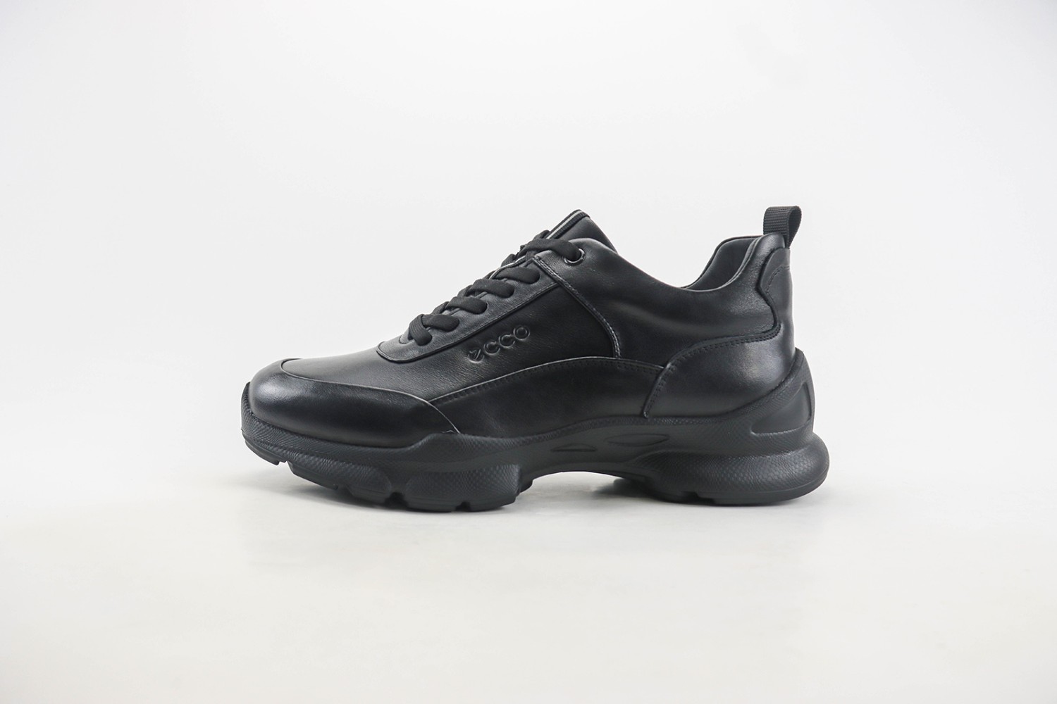 ECCO Waterproof Shoes EWS1000079