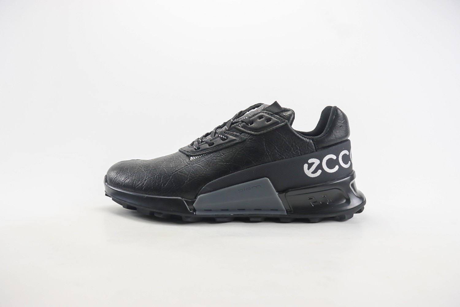ECCO Waterproof Shoes EWS1000088