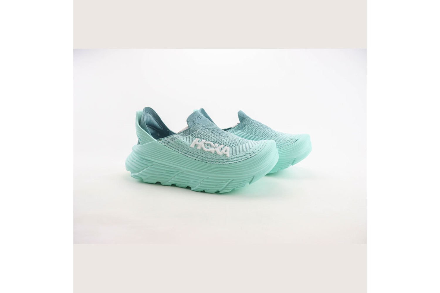 Hoka Shoes HK04