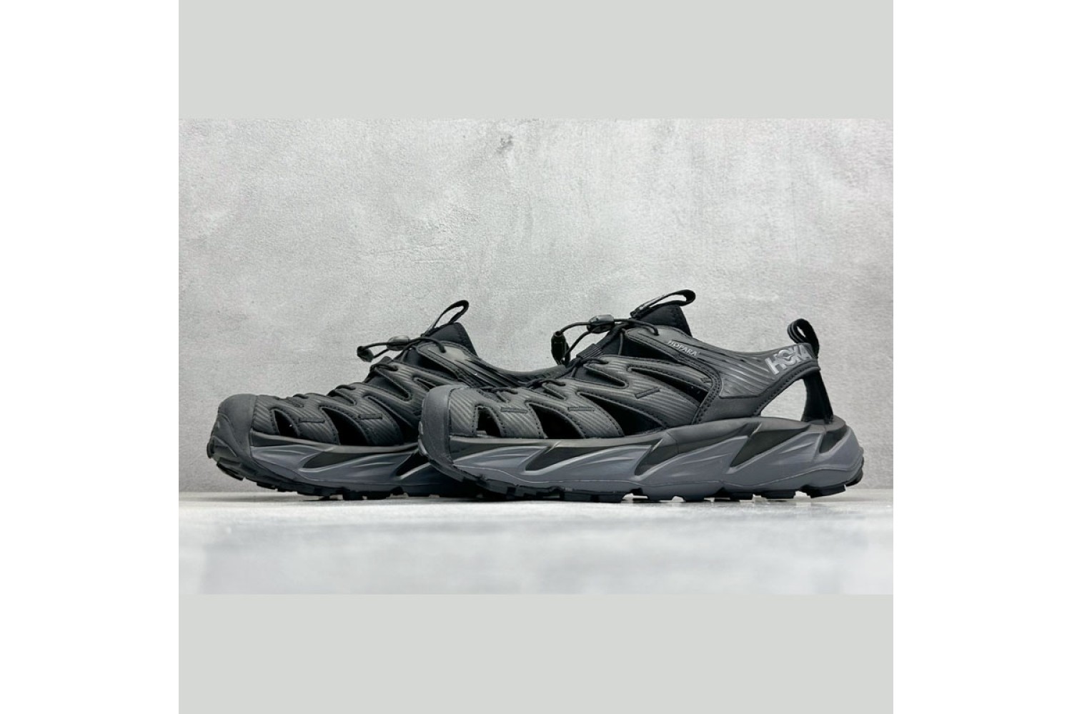 Hoka Shoes HK18