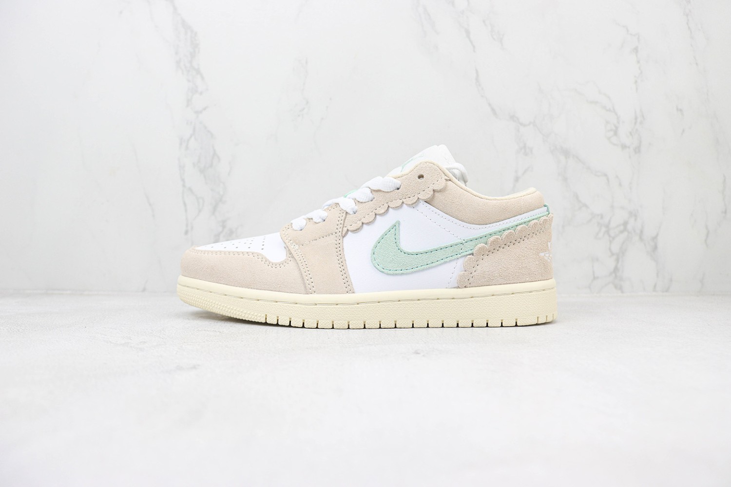 Air Jordan 1 Low Back AJLB1000550