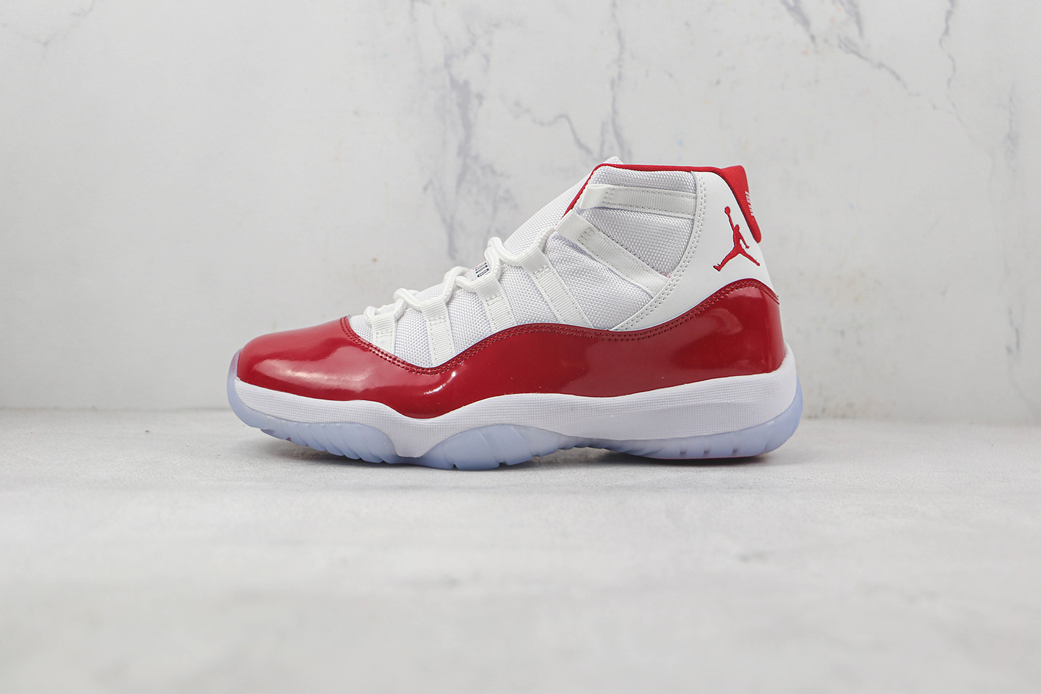 Air Jordan 11 AJ11000012