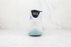 Air Jordan 11 AJ11000025