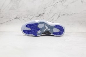 Air Jordan 11 AJ11000028