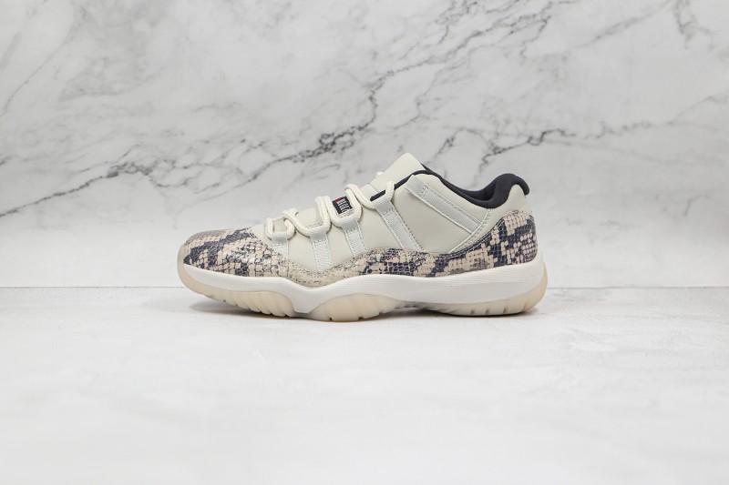 Air Jordan 11 AJ11000035