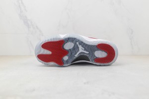 Air Jordan 11 AJ1100007