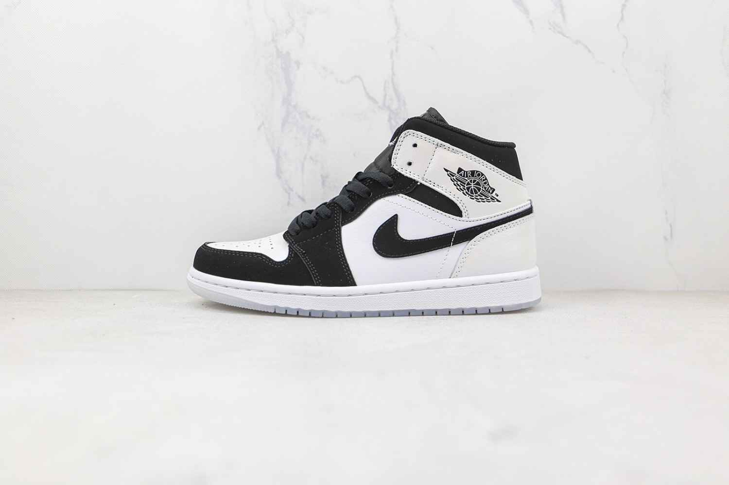 Air Jordan 1 Mid Back AJMB1000120