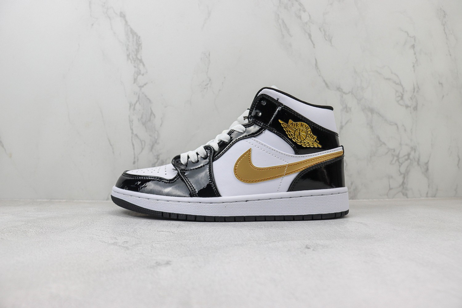  Air Jordan 1 Mid Back AJMB100026