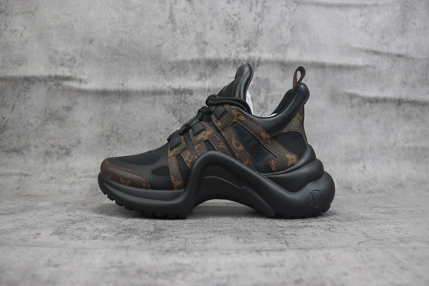 LV Archlight Sneaker LARS10007