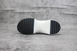 LV Archlight Sneaker LARS10008