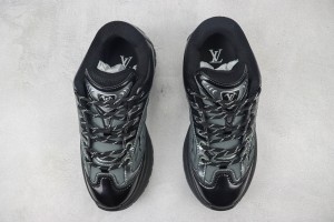 LV Discovery Sneaker LVDIS10002