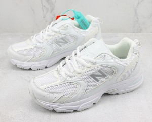 New Balance 530 Sneakers NBS53010001
