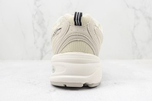 New Balance 530 Sneakers NBS53010002