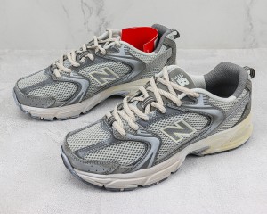 New Balance 530 Sneakers NBS53010006
