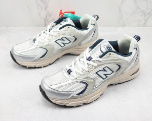 New Balance 530 Sneakers NBS53010007