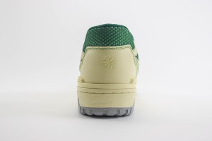 New Balance 550 Sneakers NBS550100072