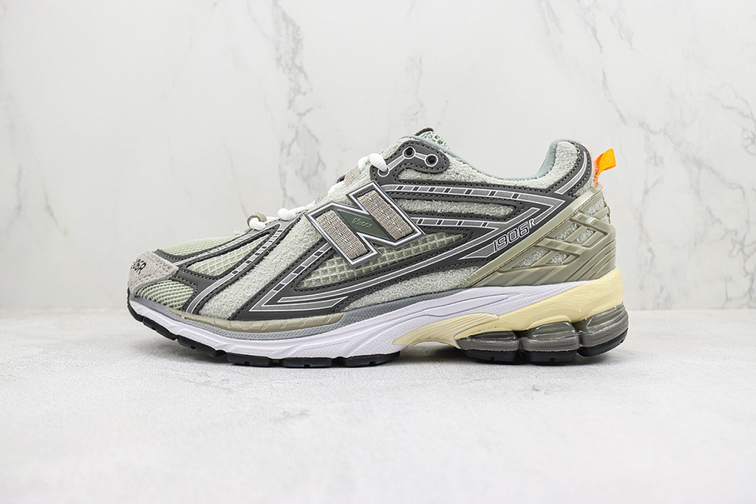 New Balance 1906 Sneakers NBS190600045