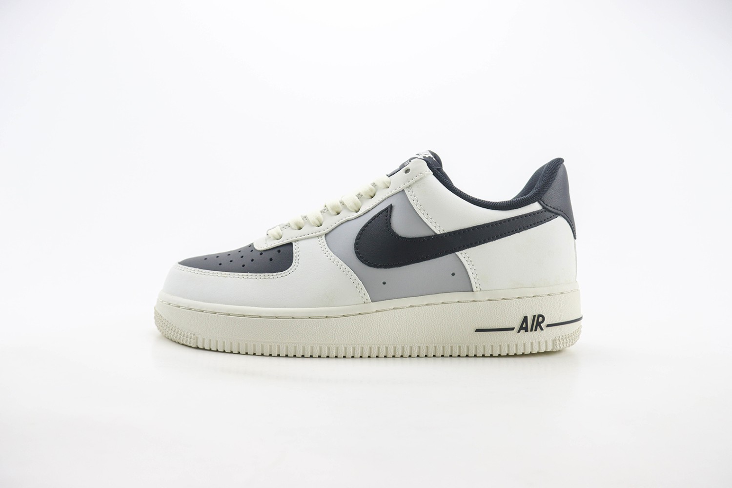 Nike Air Force 1 low back AFLB1000148