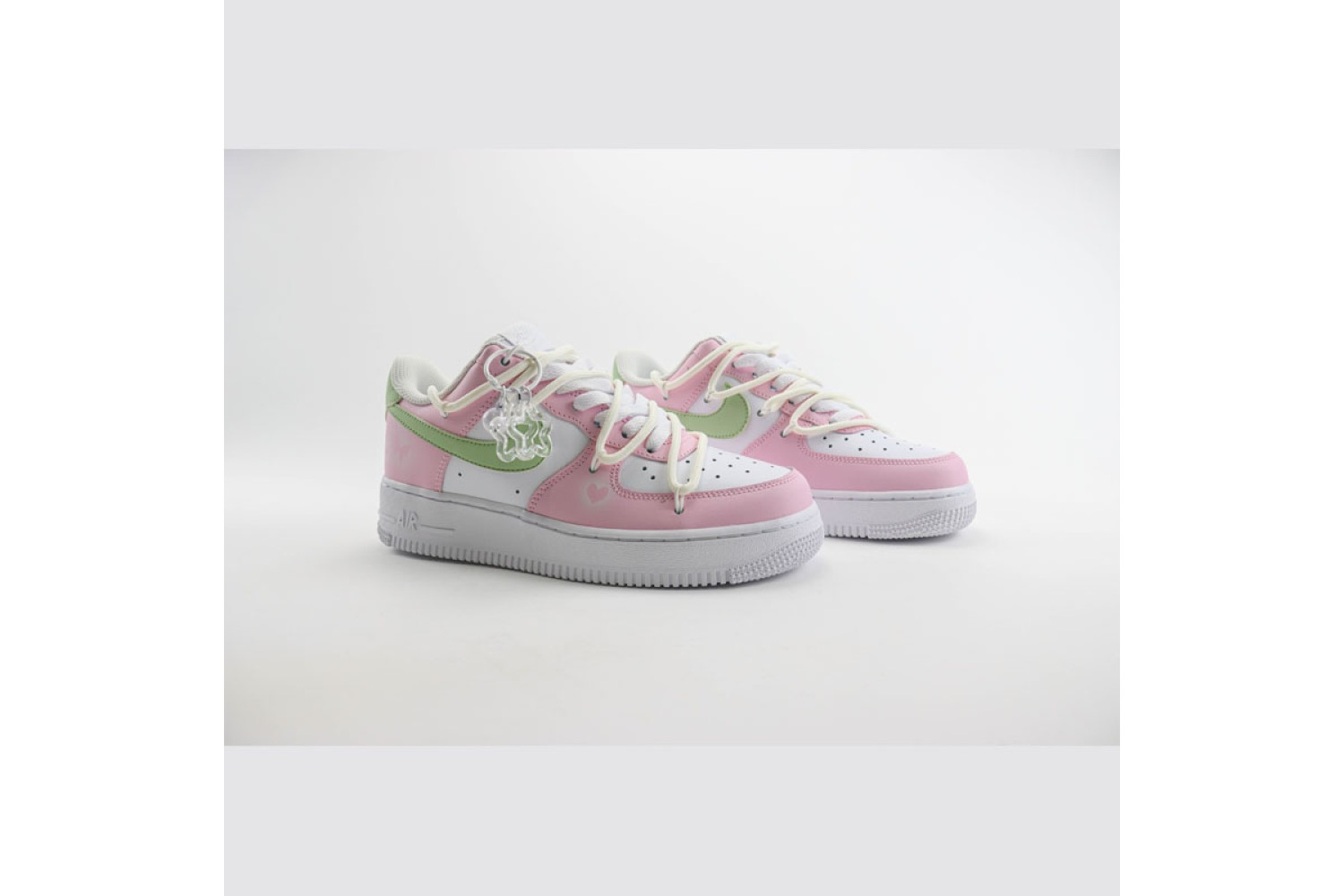 Nike Air Force 1b