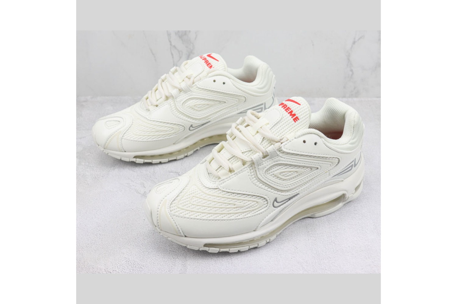 Nike Supreme 01