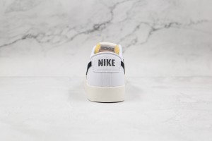 Nike Blazer 77 NB77000100