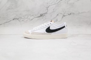 Nike Blazer 77 NB77000100